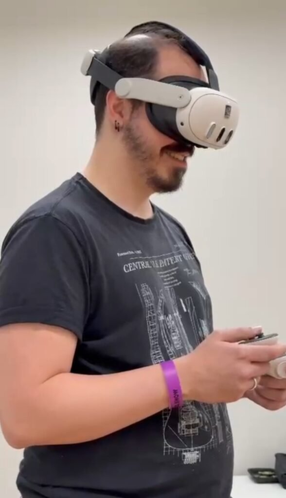 pessoaa utilizando equipamentos de realidade virtual na Pixel Show 2025